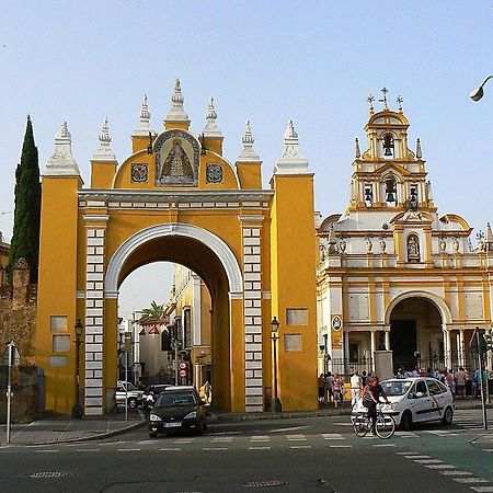 El Apartamento De Rosi Seville Luaran gambar